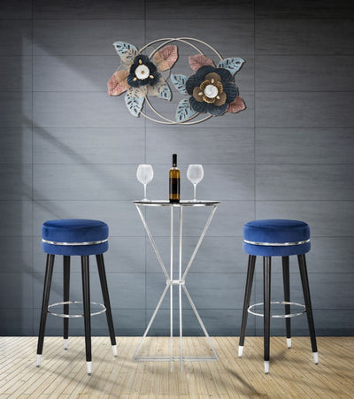 Tabouret de bar en velours bleu et argent avec pieds noirs