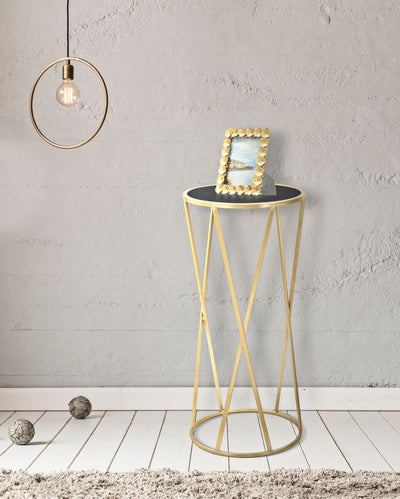 Table ronde sur pied avec base dorée – Support moderne pour plantes