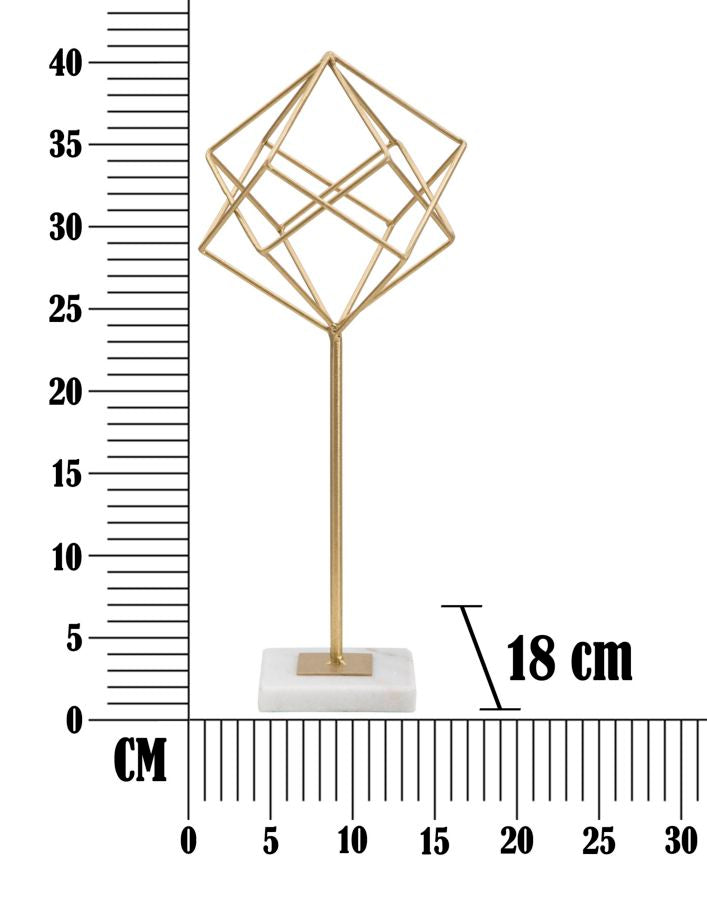 Décoration géométrique dorée en forme de cube (sculpture moderne)