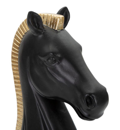 Pièce d’échecs en forme de cheval noir et doré (sculpture moderne)