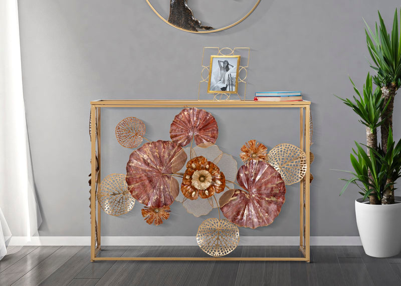 Table console en métal et verre rouge doré avec décor de feuilles et de fleurs