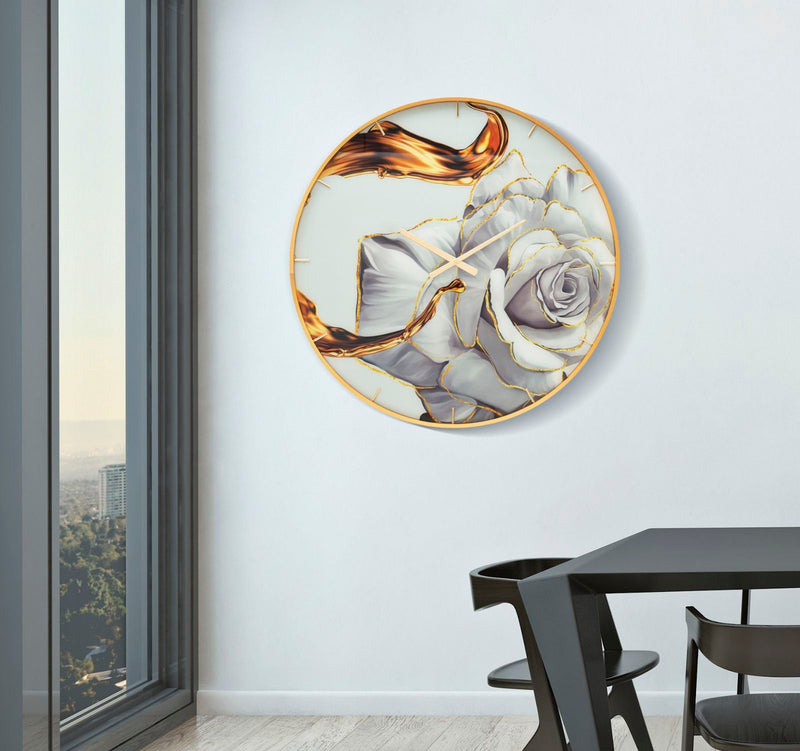 Horloge murale dorée et blanche avec rose glamour