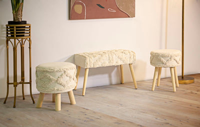 Tabouret rond crème avec pieds en bois