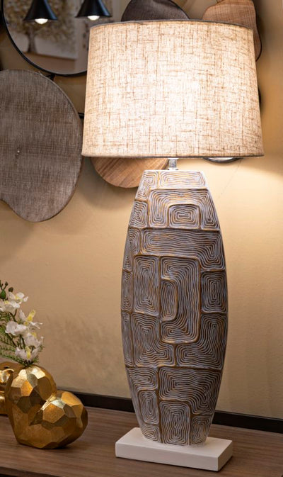 Grande lampe de table en tissu beige avec pied texturé – Eclips Tower