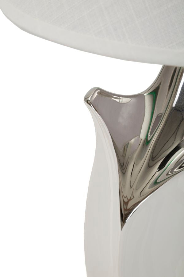 Lampe de table blanche en forme de tortue avec abat-jour en tissu – Style contemporain