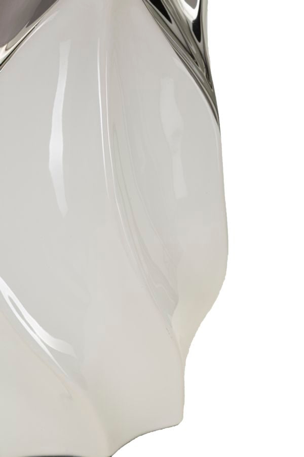 Lampe de table blanche en forme de tortue avec abat-jour en tissu – Style contemporain