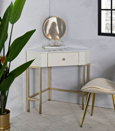 Console blanche avec cadre doré – Angie Design élégant