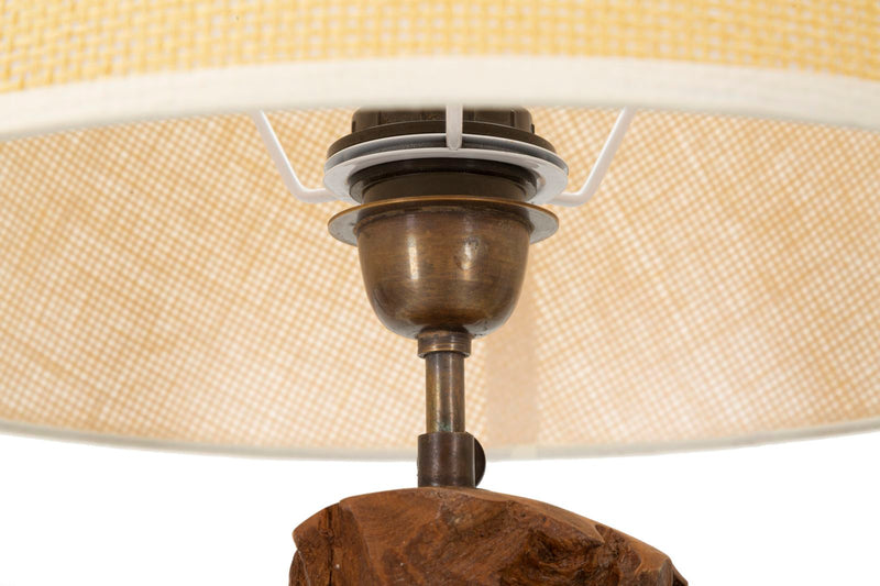 Lampe de table en bois de teck avec pied sculpté – Collection Kepala