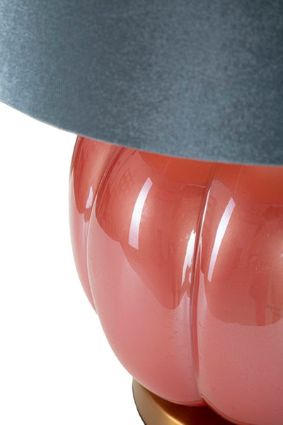 Lampe de table bleue et rouge avec abat-jour en tissu – Helene Ball Design