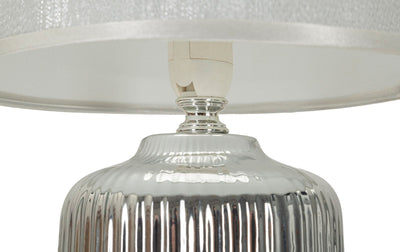 Lampe de table blanche et argentée avec abat-jour en tissu – Collection Lucina