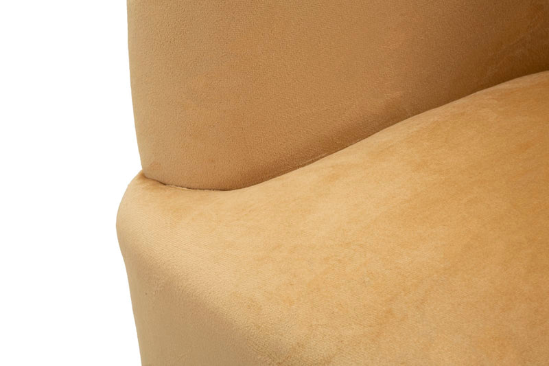 Fauteuil rembourré beige avec coussin – Fauteuil d&