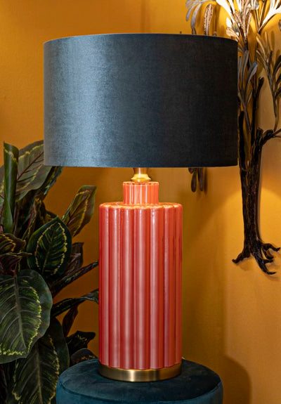 Lampe de table grise et rose avec abat-jour en tissu – Collection Helene Tower