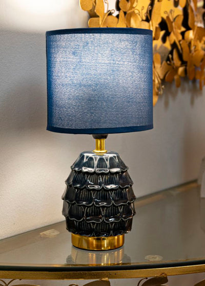 Lampe de chevet en céramique bleue avec abat-jour en tissu – Pigmy Modern Accent