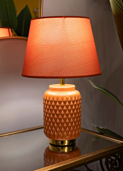 Lampe de table en céramique orange avec abat-jour en tissu – Square Modern Design