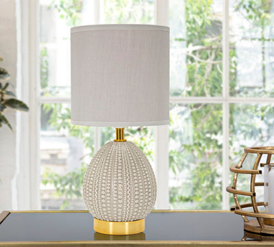 Lampe de chevet en céramique grise avec abat-jour en tissu – Flavi Collection