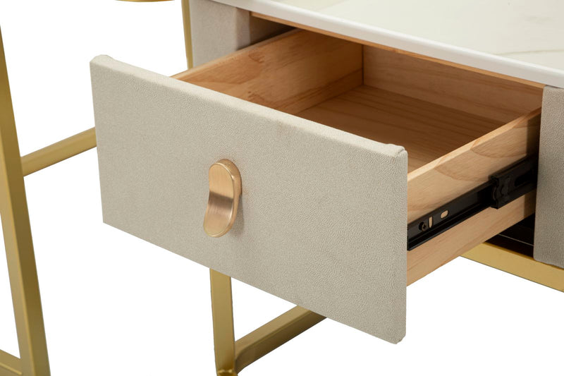 Lot de 2 tables basses en marbre artificiel avec piètement doré – Collection Beauté