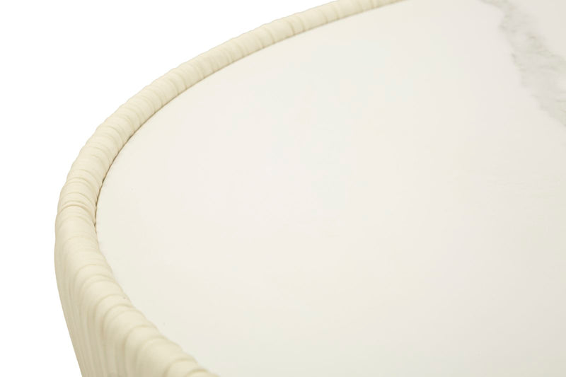 Table basse ronde beige avec base dorée – Design moderne Elge