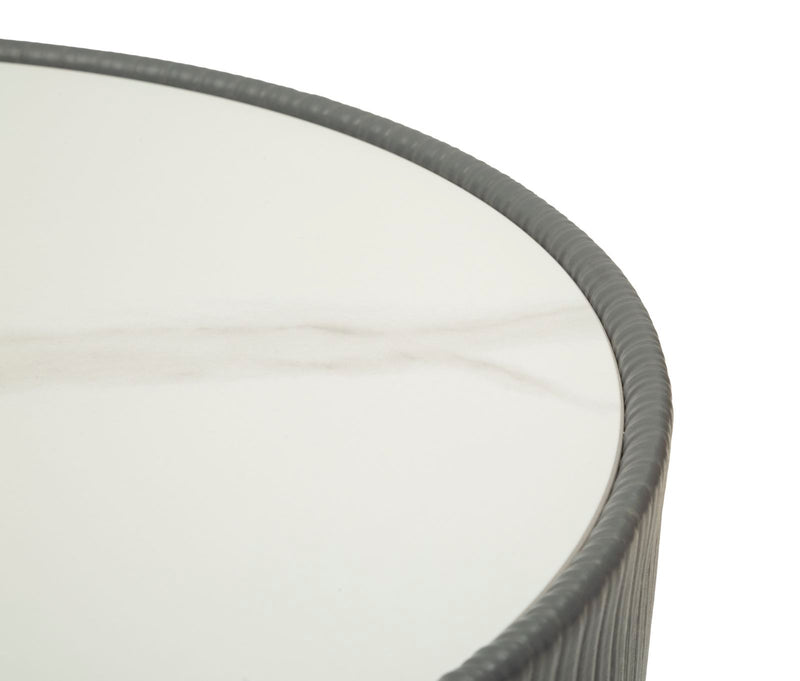 Table basse ronde noire avec base dorée – Style contemporain Elge