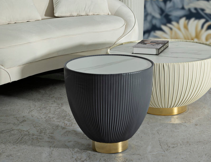 Table basse ronde noire avec base dorée – Style contemporain Elge