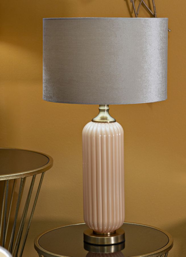 Grande lampe de table dorée et beige avec abat-jour en tissu – Collection Perly