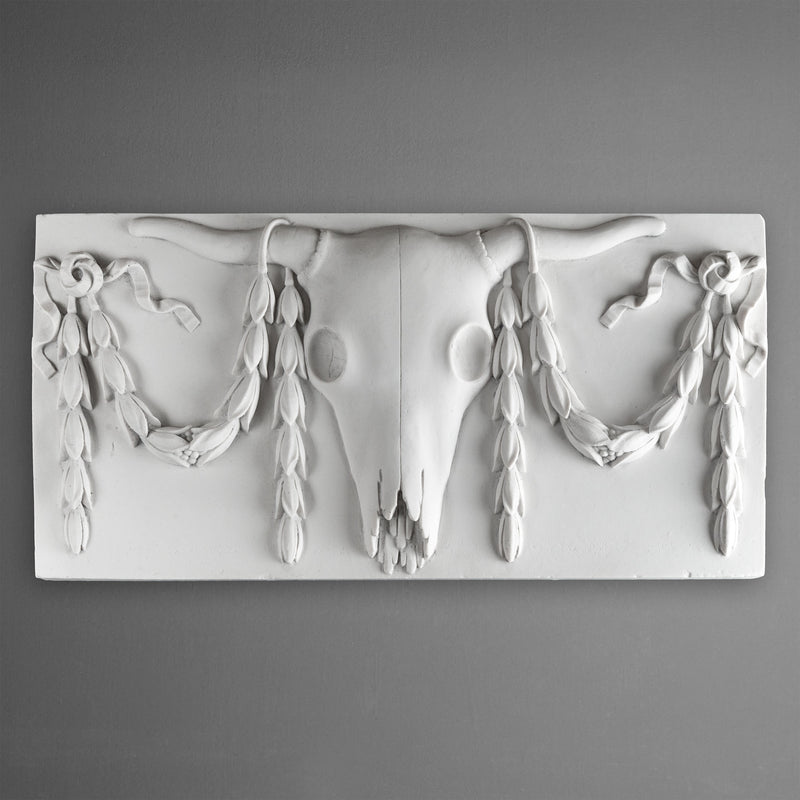 Décoration murale tête de bœuf – Bas-relief classique