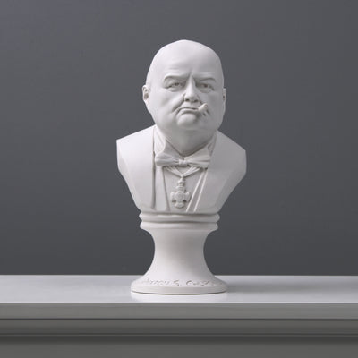 Buste de Winston Churchill avec cigare - sculpture en marbre