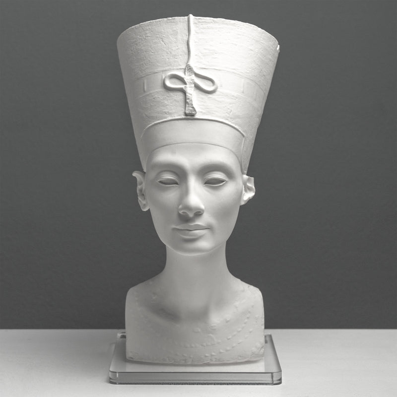 Buste de Néfertiti – Statue Blanche (Musée Égyptien de Berlin)