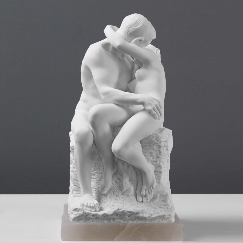 Le Baiser - Statue des deux amants de Rodin - sculpture en marbre