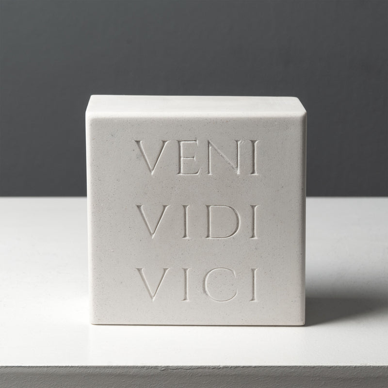 Serre-Livres Veni Vidi Vici – Sculpture d’Inscription Romaine