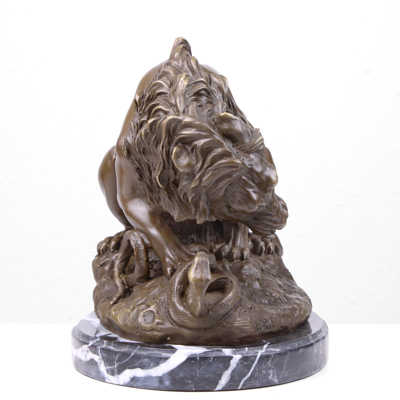 Lion avec Serpent Statue en Bronze (Antoine-Louis Barye) (Sculpture en Bronze Coulé à Chaud)