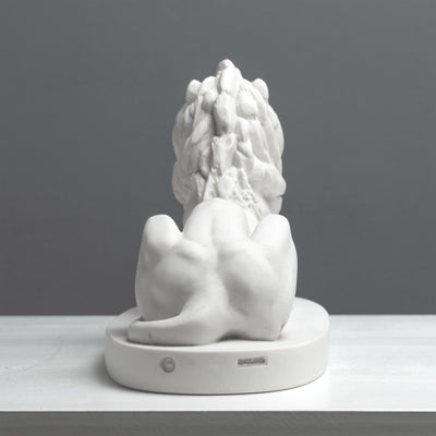Lion de Trafalgar – Sculpture du lion de Landseer en blanc