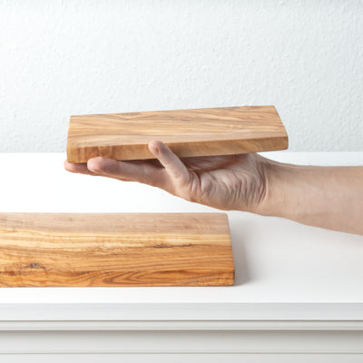 Set de Planches à Découper Rectangulaires en Bois d’Olivier Fait Main (2 Pièces)