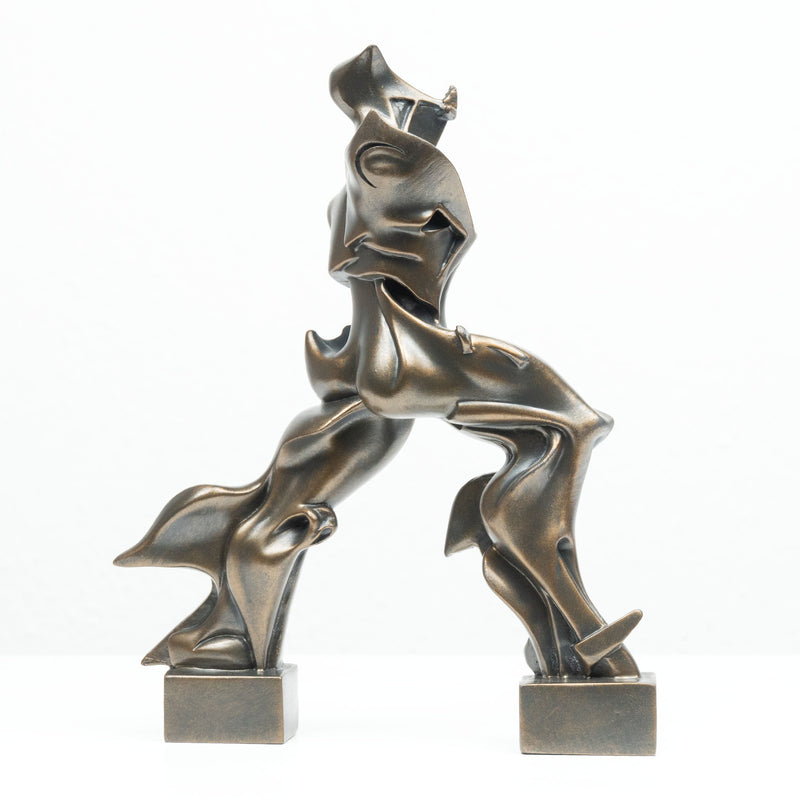 Sculpture Futuriste de Boccioni (Statue en Bronze Coulé à Froid)