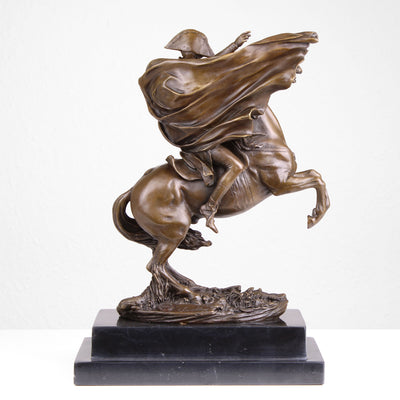 Statue de Napoléon Traversant les Alpes (Cavalier Militaire sur Cheval - Sculpture en Bronze Coulé à Chaud)