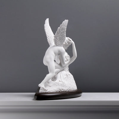 Sculpture Psyché ranimée par le baiser de l'Amour - sculpture en marbre