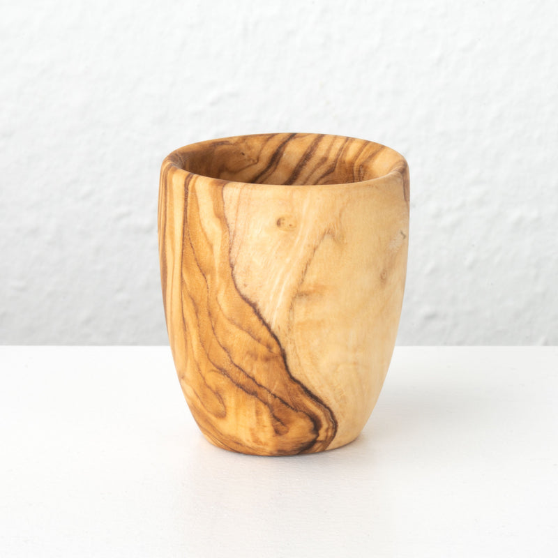 Set de Verres à Schnaps en Bois d’Olivier Fait Main (8 Pièces)