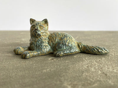 Statue Chaton couché - bronze vert