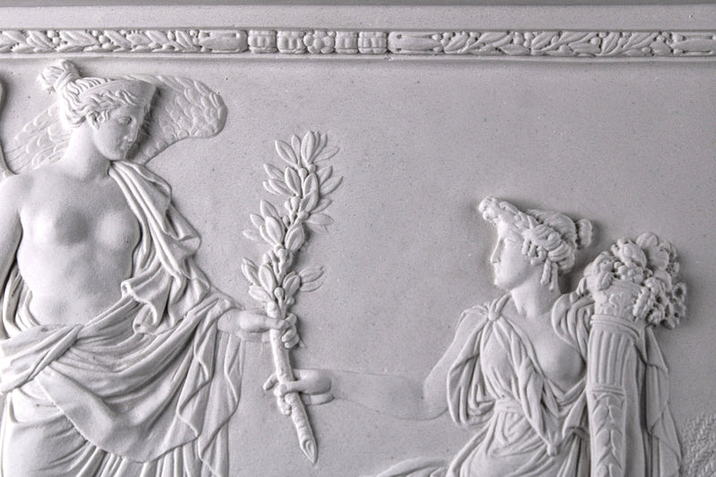 Bas-relief de la déesse de la victoire apportant la paix