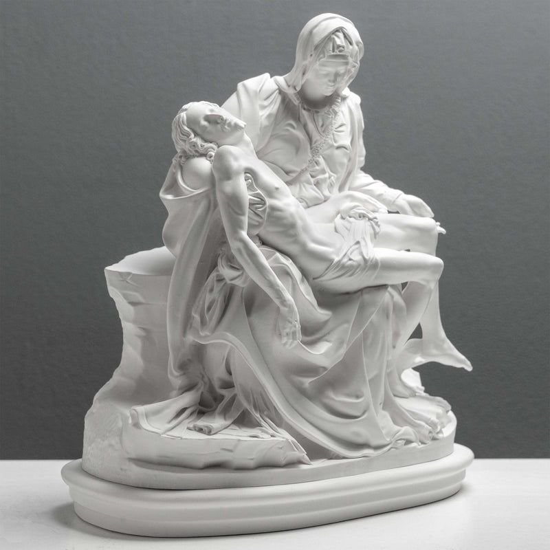 Sculpture de la Pietà de Michel-Ange – Statue Blanche (Musées du Vatican)