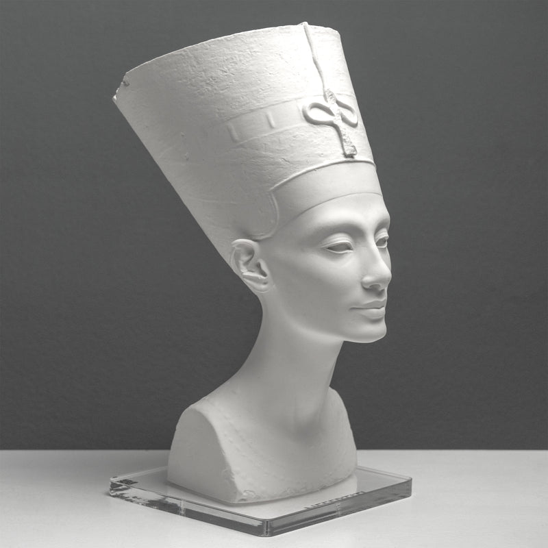 Buste de Néfertiti – Statue Blanche (Musée Égyptien de Berlin)