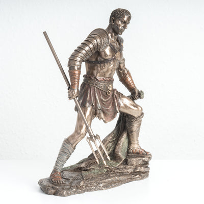 Statue du Gladiateur Retiarius – Maître du Filet et du Trident (Sculpture en Bronze à Froid)