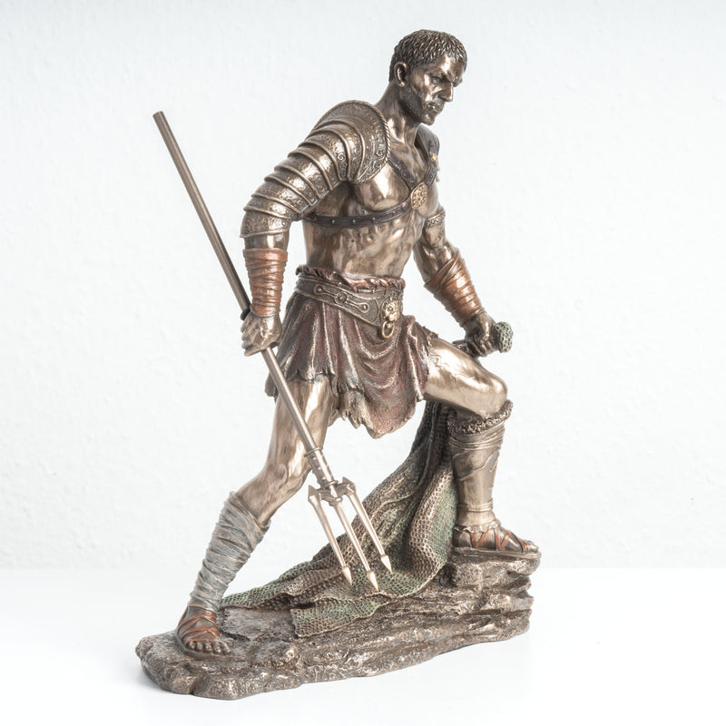 Statue du Gladiateur Retiarius – Maître du Filet et du Trident (Sculpture en Bronze à Froid)