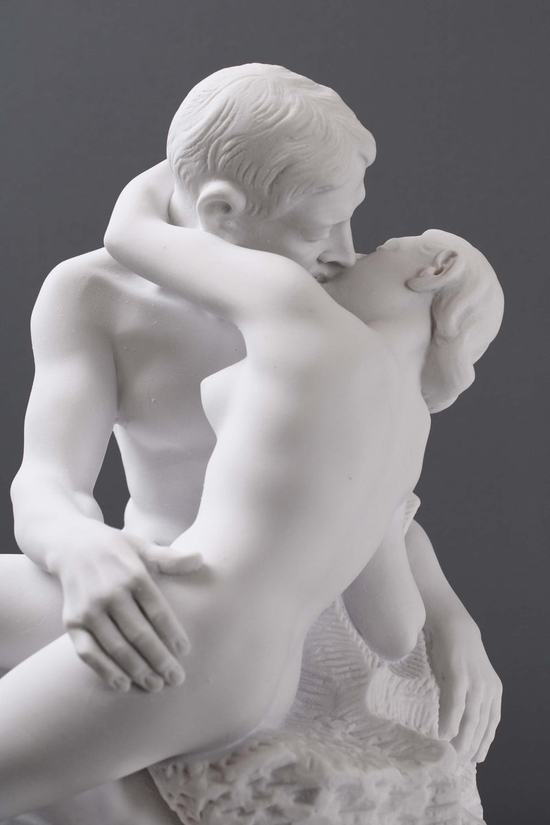 Le Baiser - Statue des deux amants de Rodin - sculpture en marbre