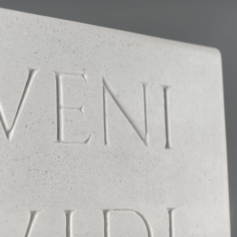 Serre-Livres Veni Vidi Vici – Sculpture d’Inscription Romaine