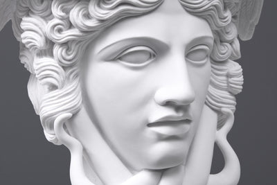 Statue Tête de Méduse - sculpture en marbre