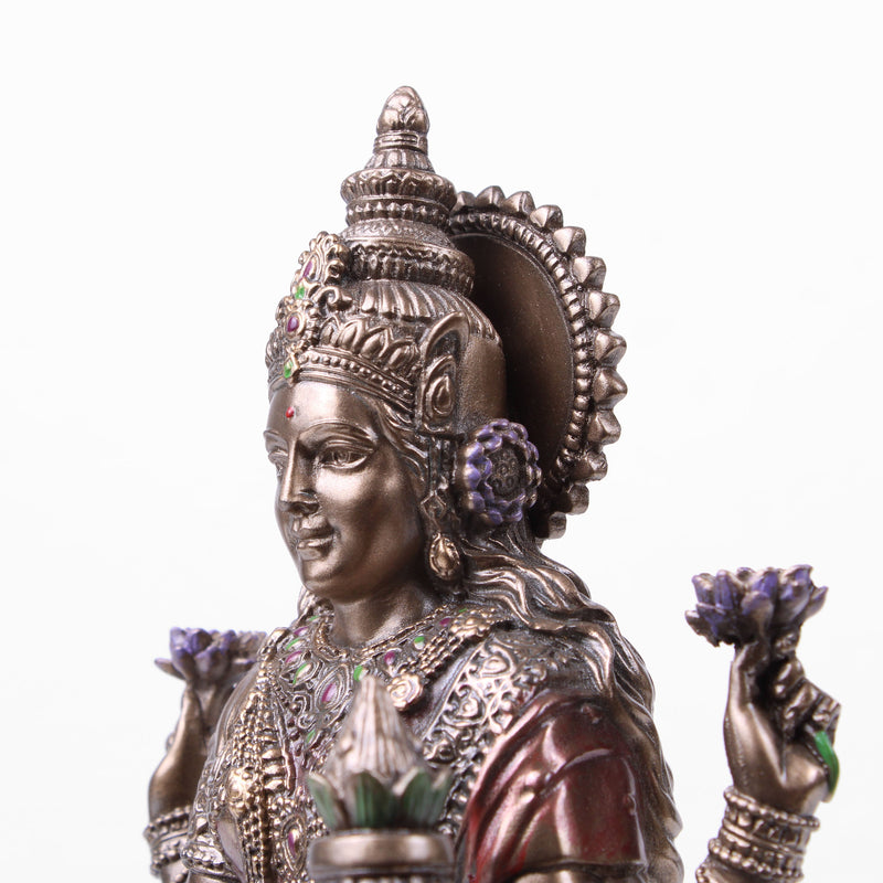 Statue de Lakshmi, déesse indienne (Sculpture en bronze moulé à froid)