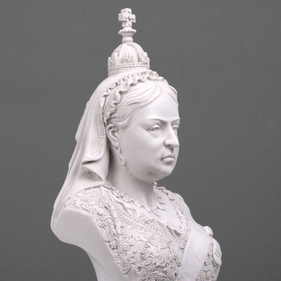 Buste de La reine Victoria - sculpture en marbre