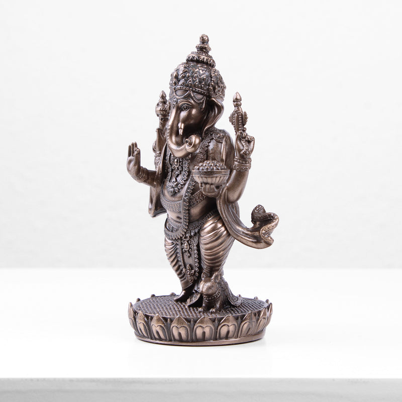 Statue de Ganesha debout sur une base de lotus (Sculpture en bronze moulé à froid)