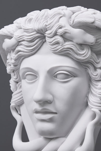 Statue Tête de Méduse - sculpture en marbre