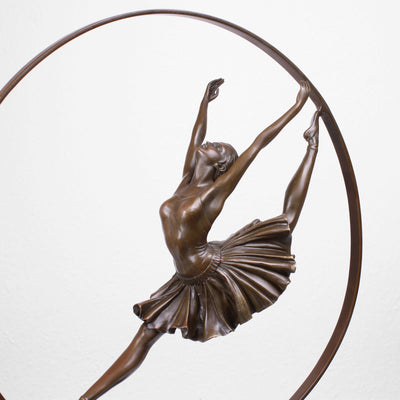 Statue Danseuse (Danseuse de l'Anneau - Sculpture en Bronze Coulé à Chaud)